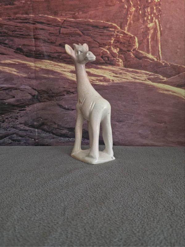 8" Brown Giraffe - Large